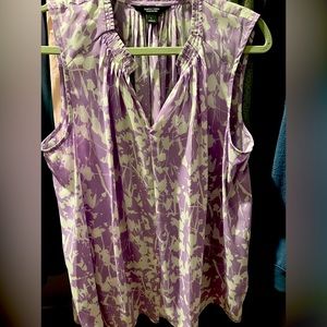 Vera Wang women’s size large